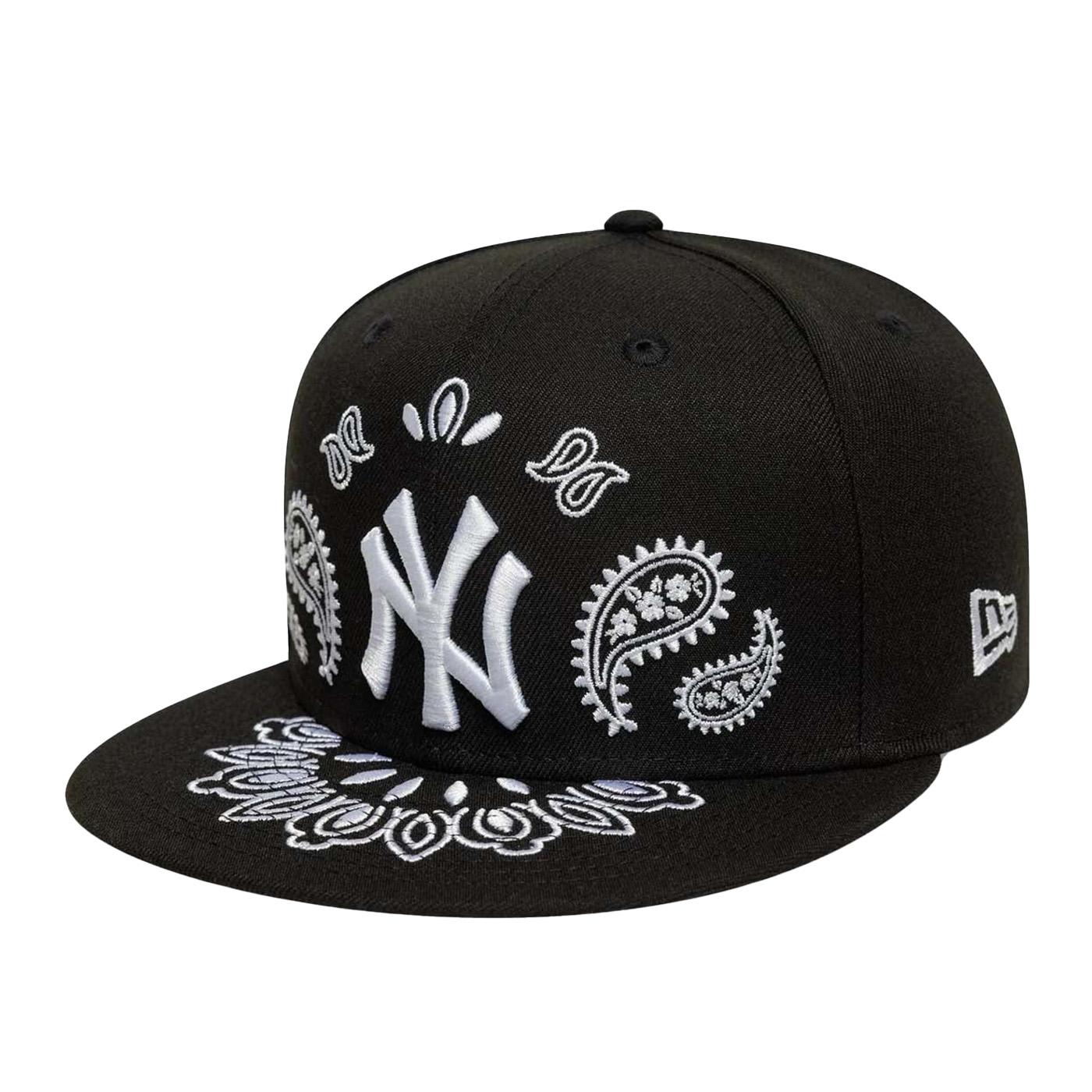 MLB Paisley 59FIifty Black New York Yankees - Cappellino con Visiera Nero / Bianco 60691178 . NEW ERA 