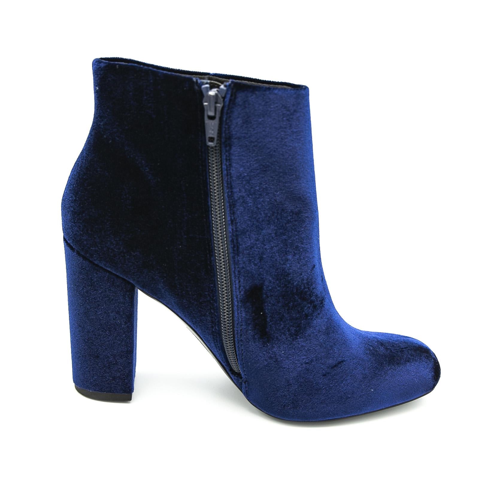  PACE01S1578065  STEVE MADDEN 