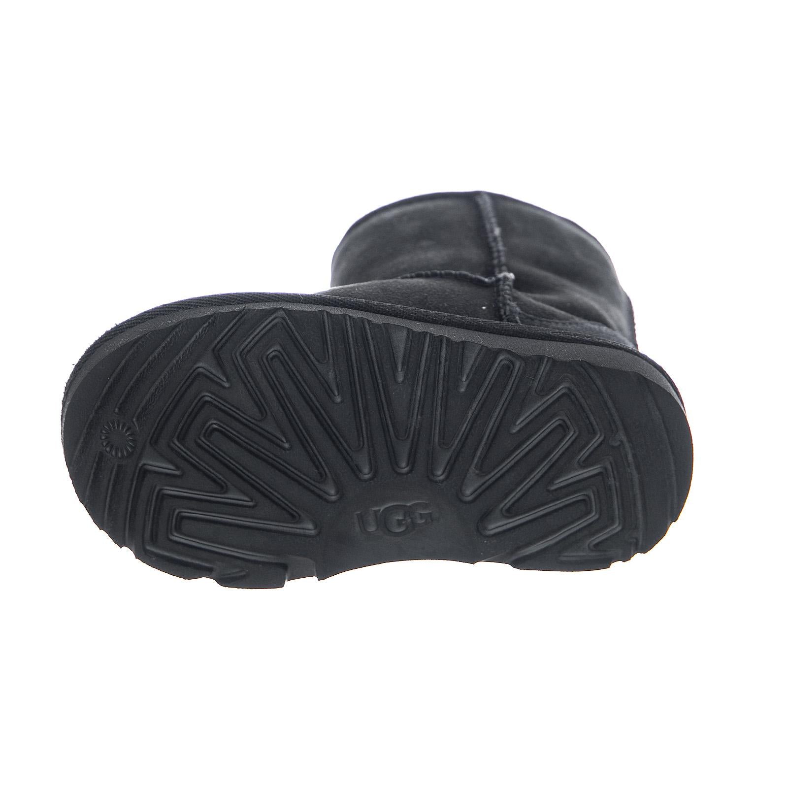  UGKCLABK1017703K  UGG 