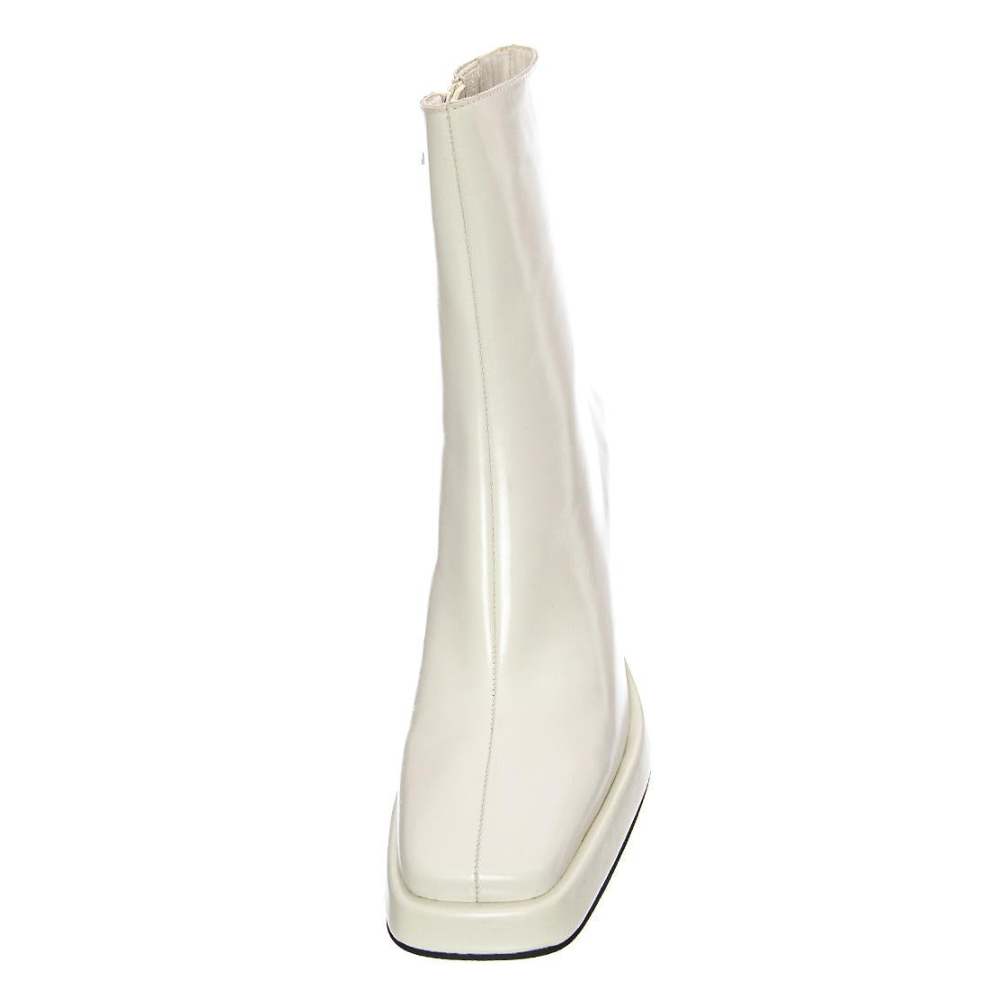  JCSJC85239-IVO  JEFFREY CAMPBELL 